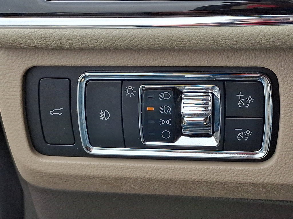 Used 2022 Lincoln Navigator L Reserve AWD/4WD image 23