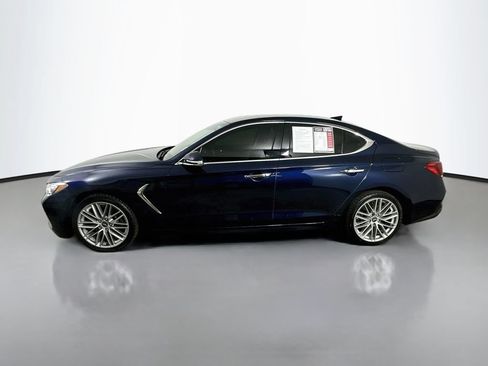 Used 2020 Genesis G70 2.0T RWD image 5