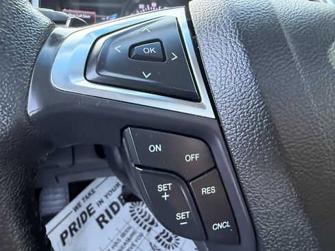 Used 2018 Ford Edge Titanium w/ Equipment Group 301A AWD/4WD image 31