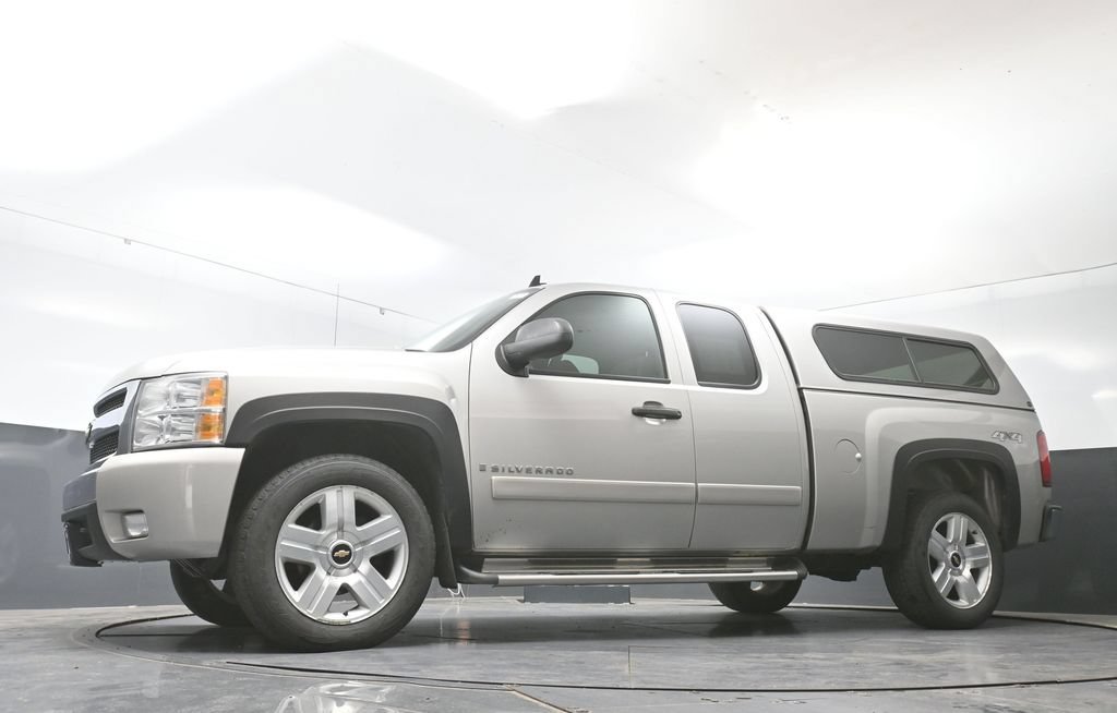 Used 2008 Chevrolet Silverado 1500 LT w/ All Star Edition AWD/4WD image 49