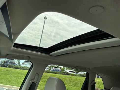 Used 2025 Honda CR-V EX-L image 28