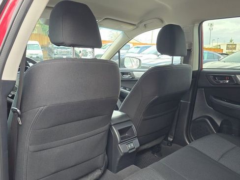 Used 2019 Subaru Outback 2.5i Premium image 21