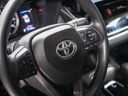 Certified 2022 Toyota Corolla LE image 21