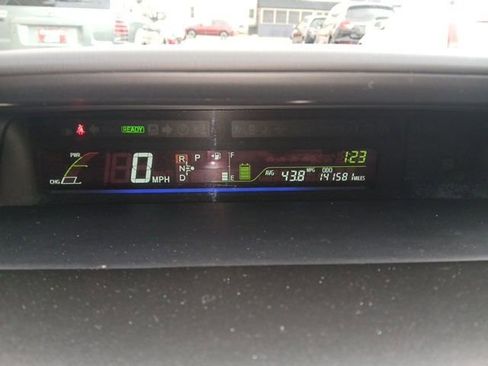 Used 2012 Toyota Prius V Three image 26