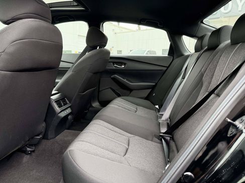 Certified 2025 Honda Accord Sport image 9