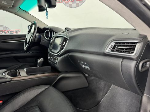 Used 2014 Maserati Ghibli S Q4 AWD/4WD image 12