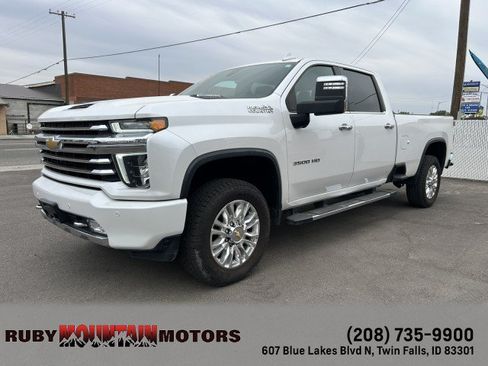 Used 2023 Chevrolet Silverado 3500 High Country w/ Z71 Off-Road Package AWD/4WD image 3