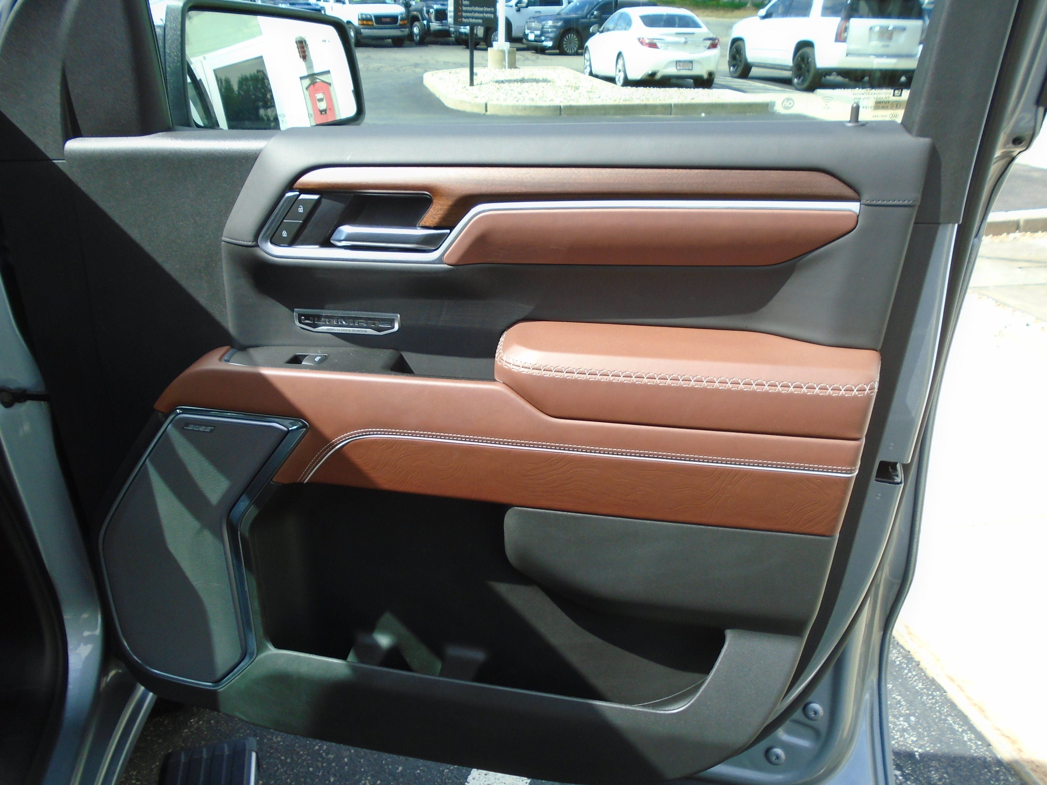Certified 2025 GMC Sierra 1500 Denali Ultimate AWD/4WD image 29