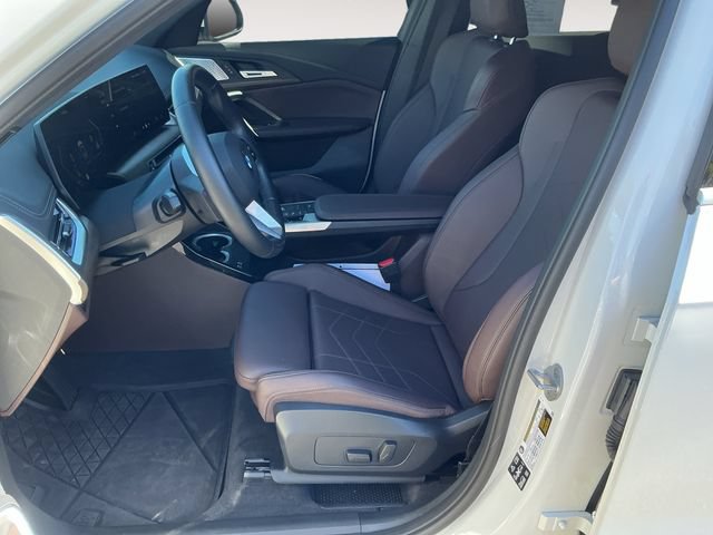 Used 2025 BMW X1 xDrive28i w/ Technology Package AWD/4WD image 10