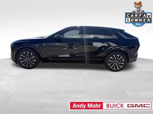 Used 2025 Cadillac Lyriq Sport AWD/4WD image 7