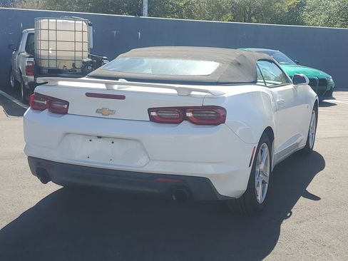 Used 2019 Chevrolet Camaro LT image 4