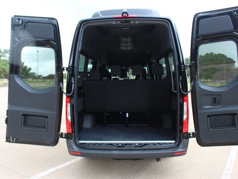 Used 2026 Mercedes-Benz Sprinter 2500 image 9