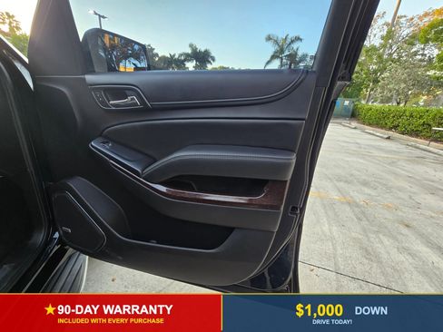 Used 2017 GMC Yukon XL SLT image 35