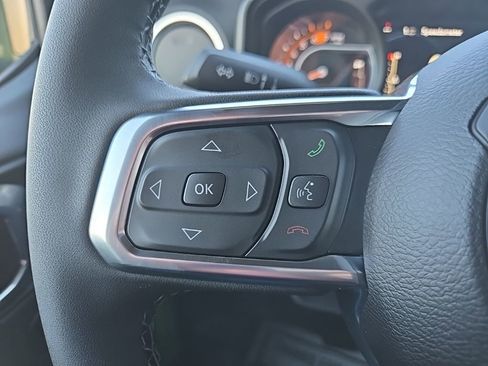 New 2026 Jeep Wrangler Sahara AWD/4WD image 40