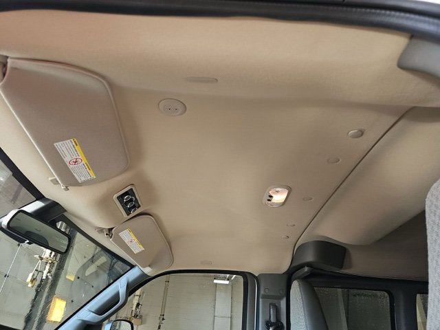 Used 2025 Chevrolet Express 3500 LT w/ LT Preferred Equipment Group RWD image 17