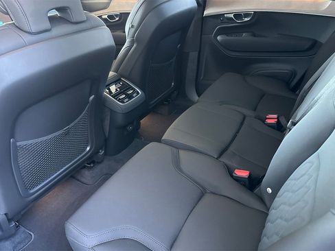 Used 2026 Volvo XC90 B5 Plus w/ Protection Package AWD/4WD image 4