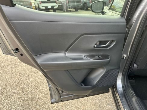 New 2026 Nissan Kicks S image 19