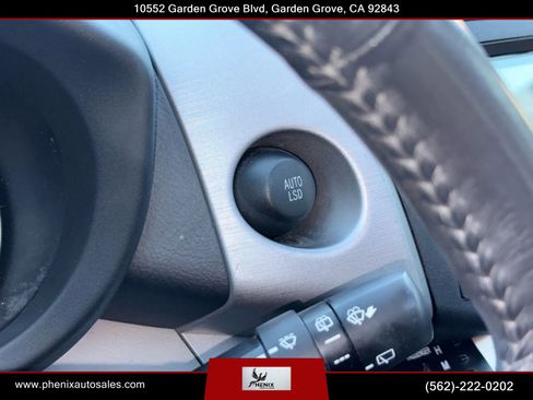 Used 2008 Toyota RAV4 Limited image 33