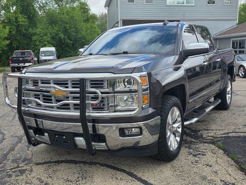Used 2015 Chevrolet Silverado 1500 LTZ Z71 w/ LTZ Plus Package AWD/4WD image 3
