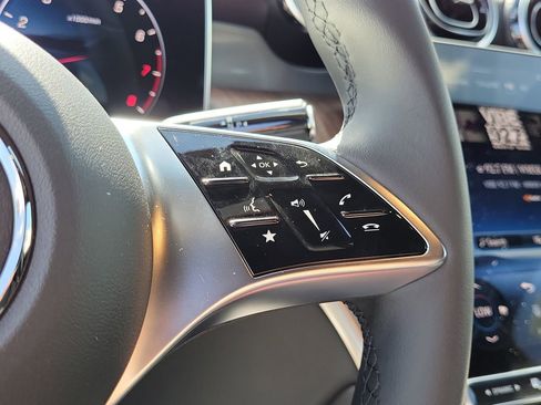 New 2026 Mercedes-Benz GLC 300 image 30