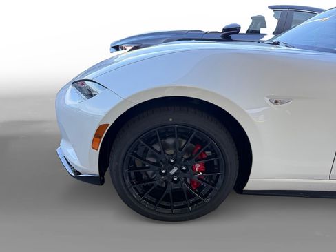 New 2026 MAZDA MX-5 Miata Club w/ Brembo/BBS Recaro Package RWD image 9
