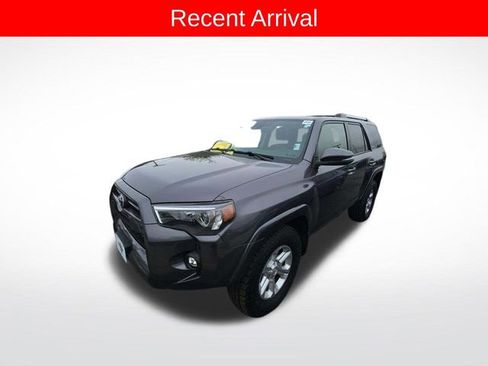 Used 2021 Toyota 4Runner SR5 Premium w/ Moonroof Package AWD/4WD image 1