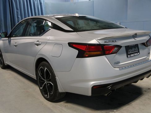 Used 2023 Nissan Altima 2.5 SR w/ SR Premium Package AWD/4WD image 28