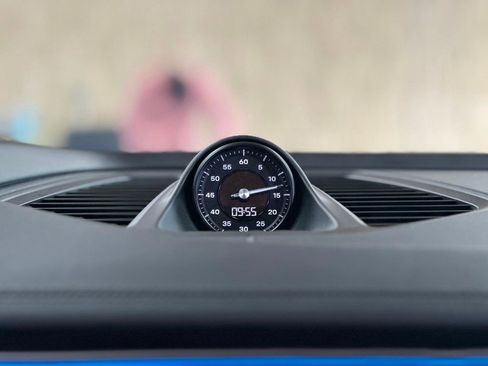 Used 2024 Porsche Macan 4 Electric w/ Premium Package image 33