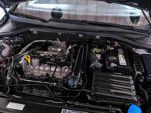 Used 2019 Volkswagen Golf SE FWD image 43