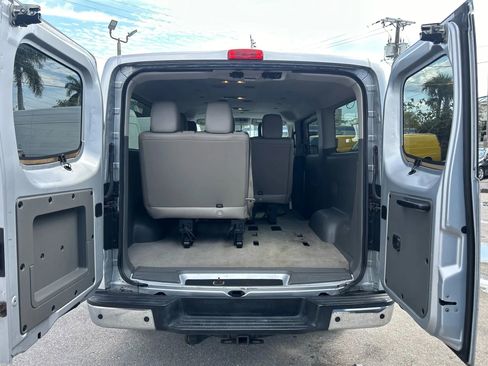 Used 2017 Nissan NV 3500 SL image 14