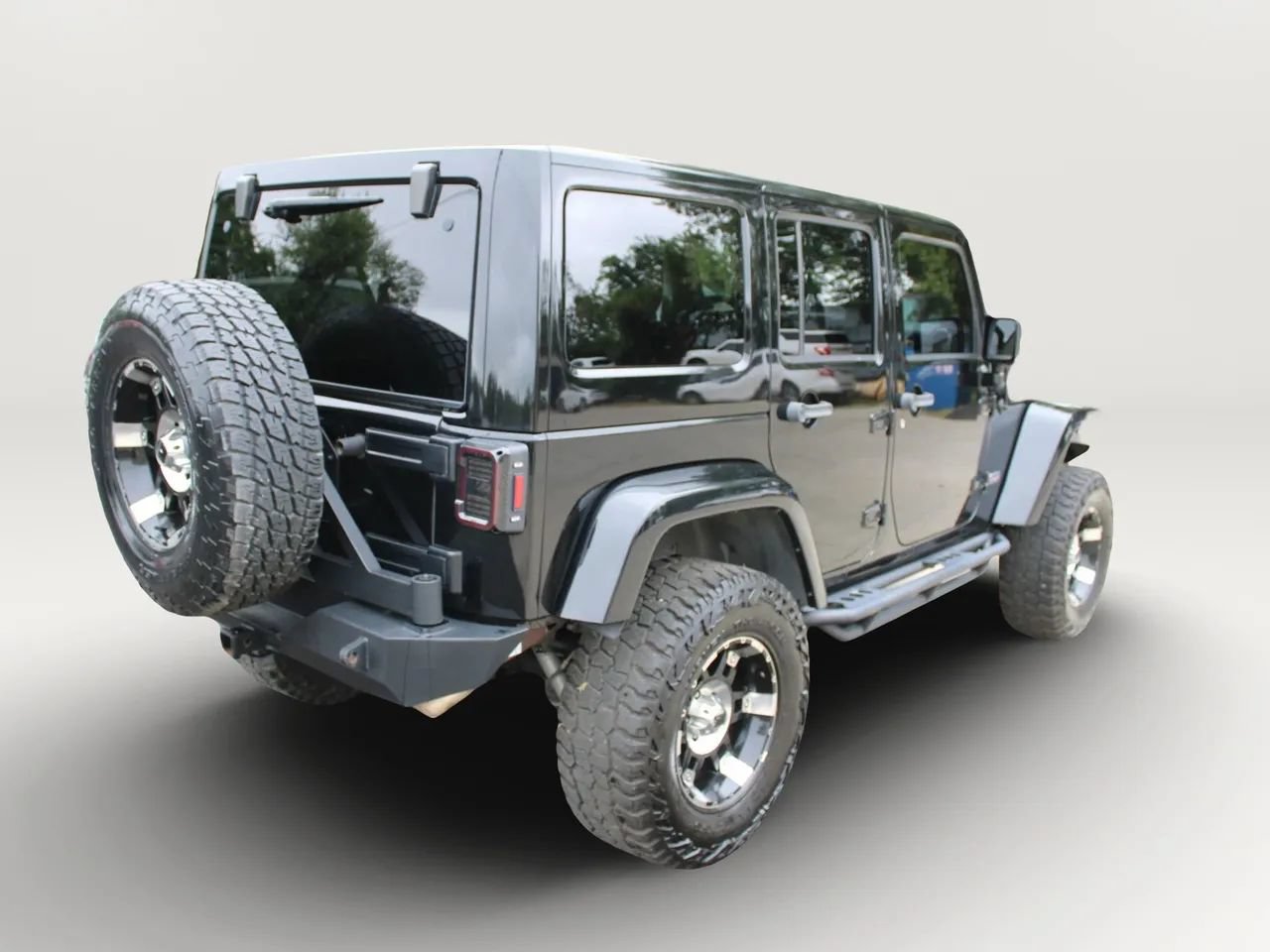 Used 2013 Jeep Wrangler Unlimited Rubicon AWD/4WD image 8