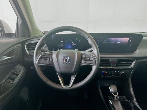 Used 2025 Buick Encore GX Preferred image 17