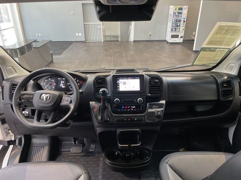 Used 2026 RAM ProMaster 2500 w/ Convenience Group FWD image 33