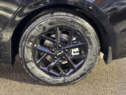 Used 2025 Kia K5 LXS image 10