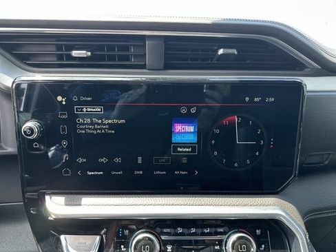 Used 2023 GMC Sierra 1500 Denali w/ Denali Reserve Package AWD/4WD image 13
