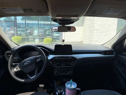 Used 2020 Ford Escape SE AWD/4WD image 6
