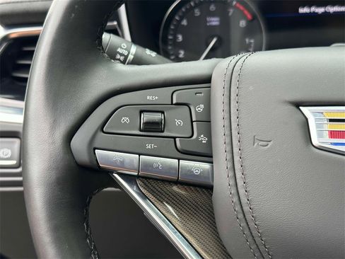 Certified 2025 Cadillac XT6 Premium Luxury w/ Platinum Package image 35