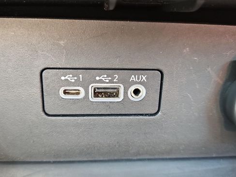 Used 2025 Nissan Altima 2.5 SV FWD image 22