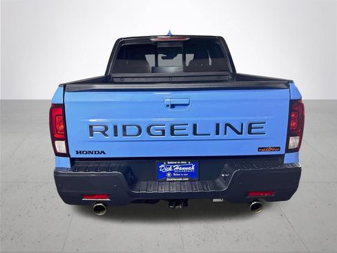 Used 2025 Honda Ridgeline TrailSport image 7