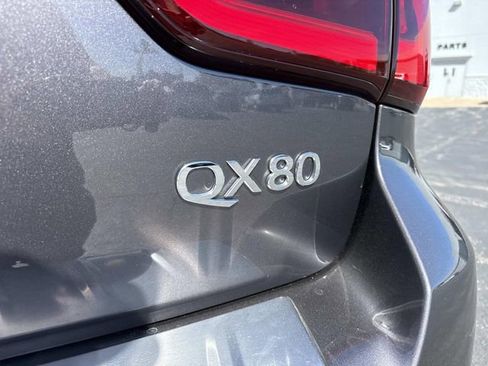 Used 2024 INFINITI QX80 Premium Select w/ Cargo Package AWD/4WD image 4