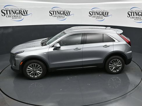 Used 2025 Cadillac XT4 Premium Luxury FWD image 21