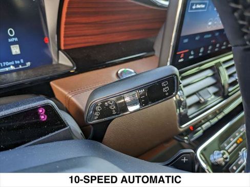 Used 2024 Lincoln Navigator Reserve AWD/4WD image 24