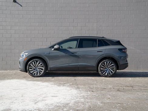 New 2025 Volkswagen ID.4 Pro AWD/4WD image 3