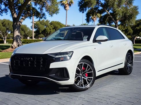 Used 2023 Audi Q8 Premium Plus image 1