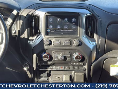 Used 2021 Chevrolet Silverado 1500 LT Trail Boss w/ Convenience Package II AWD/4WD image 18