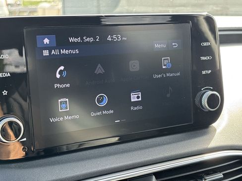 Used 2021 Hyundai Santa Fe SE FWD image 19