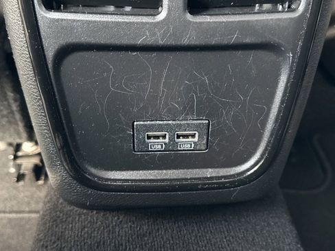 Used 2019 Dodge Charger R/T w/ Blacktop Package RWD image 28