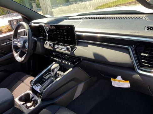 New 2026 GMC Canyon Elevation image 17