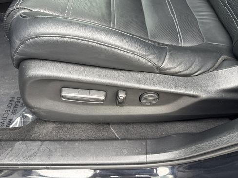Used 2020 Honda CR-V EX-L image 4