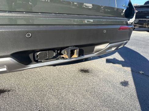 Used 2023 Ford Explorer XLT w/ Equipment Group 202A image 11